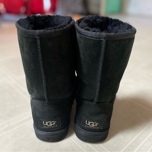 Classic short black UGG boots size 7 women’s